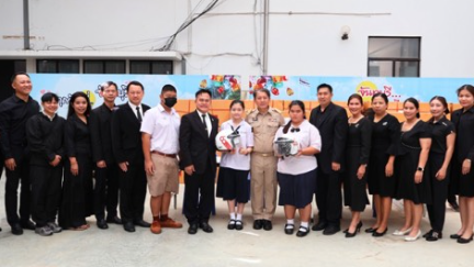 กิจกรรมรับมอบหมวกนิรภัย