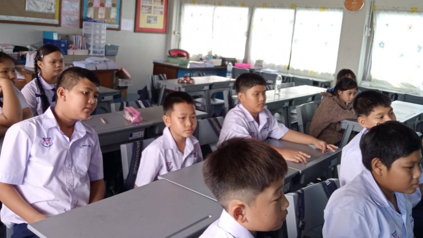 เครื่องดนตรีประกอบจังหวะและบรรเลงดำเนินทำนอง