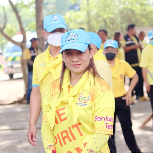 กษมา สุนทรรักษ์<BR>